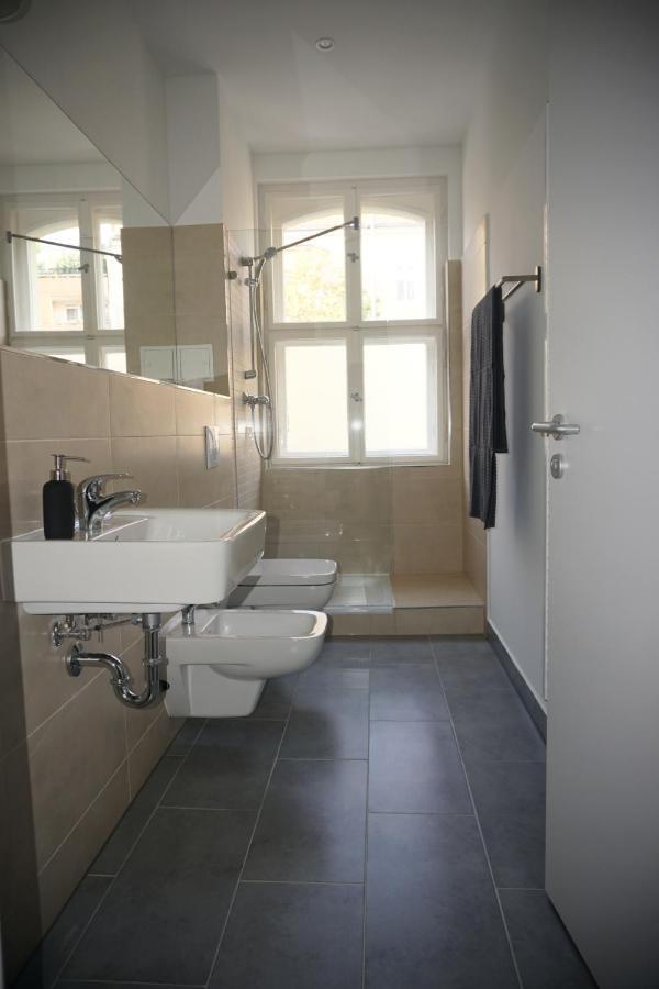 Madflats Hotel-Apartments S-Bahn Friedenau Berlin Luaran gambar